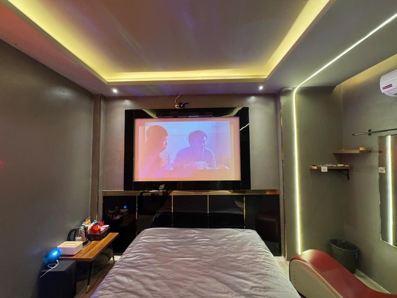Hotel M&H Cinema Ho-Chi-Minh-Stadt Exterior foto
